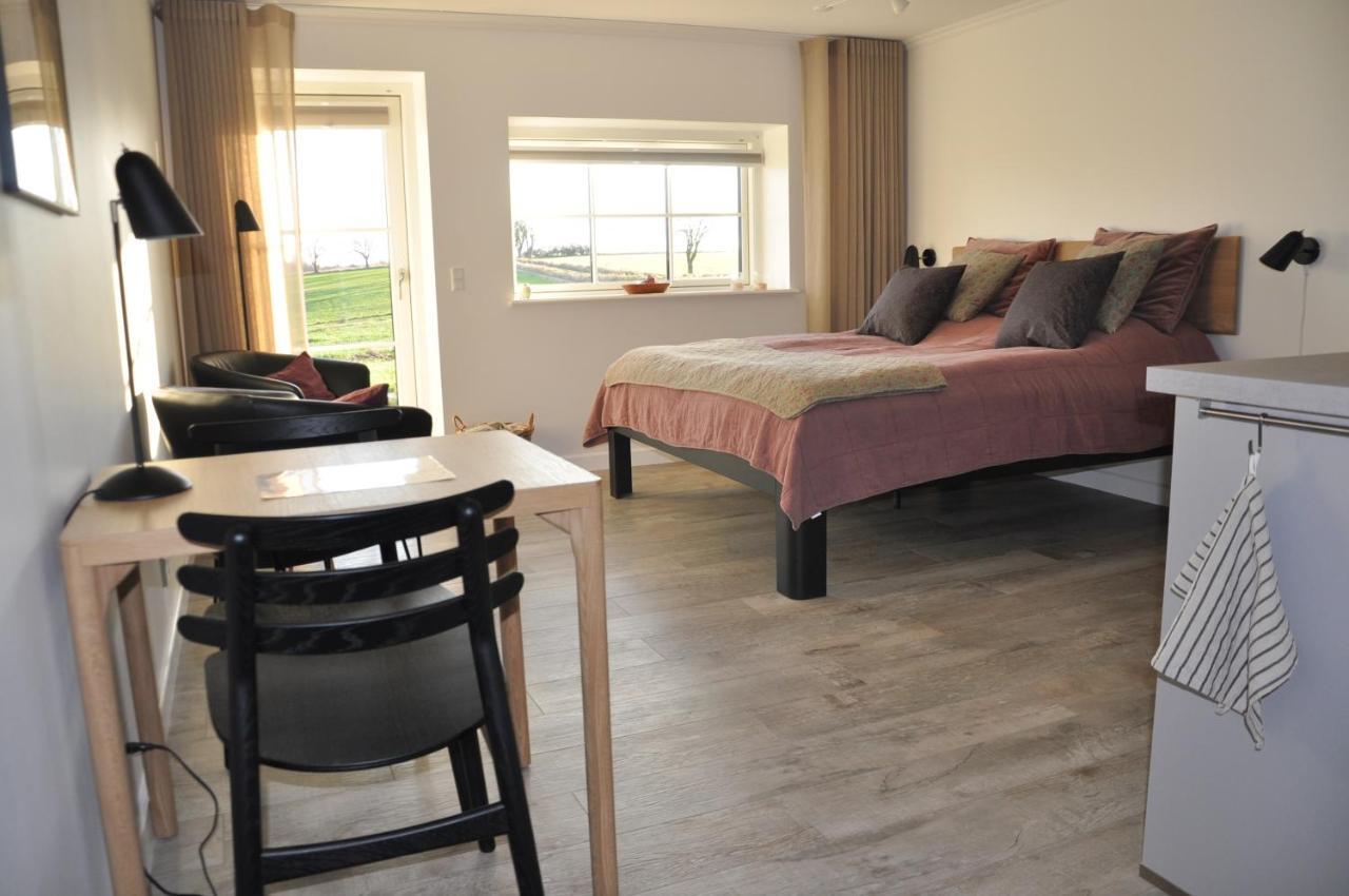 Bed and Breakfast Kaergaard Роскилле Экстерьер фото
